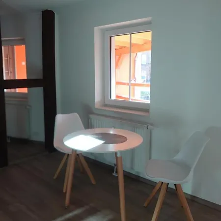 Apartment Haus No. 5a *